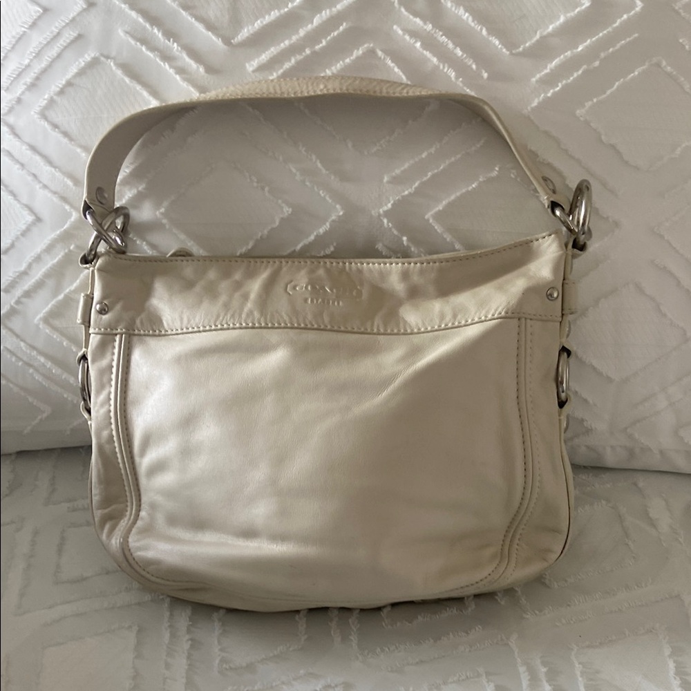 Coach Cream Shoulder Bag with Slouchy Design